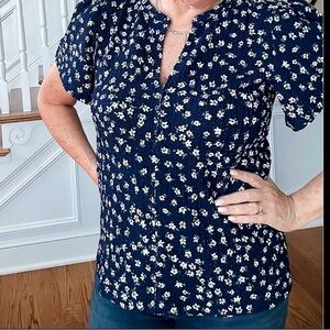 LOFT Navy Floral Pintuck Short Sleeve Blouse